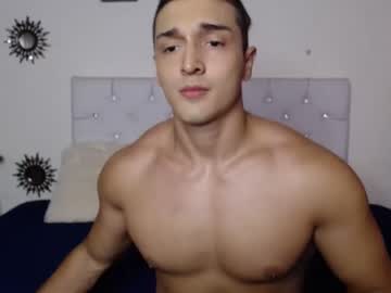 [17-01-22] duncan_collin webcam show from Chaturbate.com