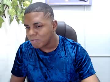 [23-04-22] brown_sexyhot record public webcam from Chaturbate.com