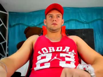 [22-12-23] damon_hott show with toys from Chaturbate