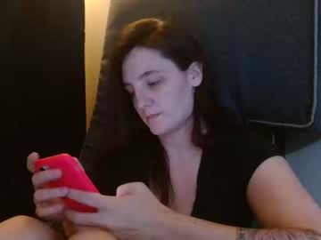 [14-08-23] missbaddie27 blowjob video from Chaturbate