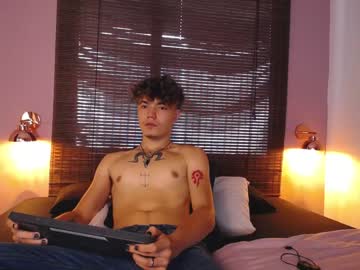 [19-01-22] tonnypark video with toys from Chaturbate