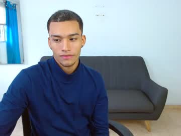 [08-11-22] alejandro_r1 record public webcam from Chaturbate