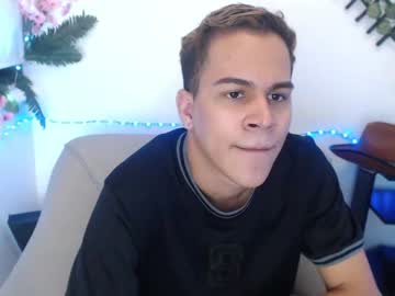 [04-04-22] thomas_rossi_ record webcam video from Chaturbate.com