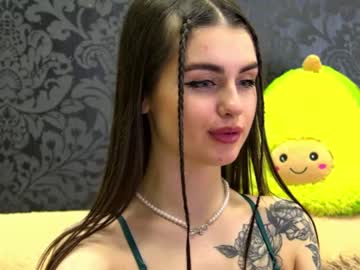 [17-01-22] lilikisg blowjob video from Chaturbate