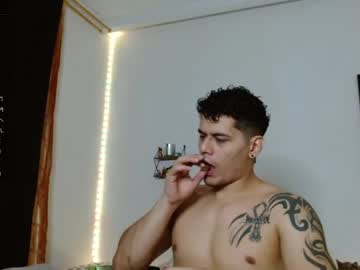 [23-12-23] andy290926 video with toys from Chaturbate.com