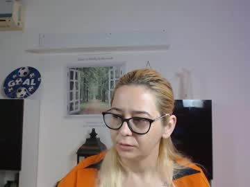 [21-06-22] freyyaamore chaturbate video with dildo