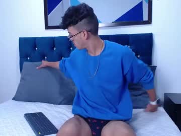 [20-08-22] matias_cole record public show from Chaturbate