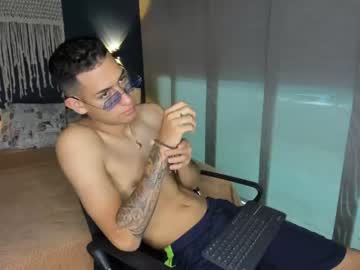 [30-03-22] troydavies_ premium show from Chaturbate.com