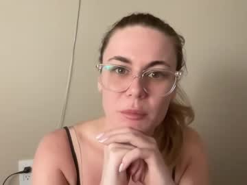 [23-04-24] leannequeen113 public show from Chaturbate