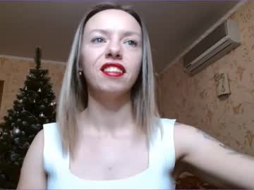 [25-11-23] vanillamuffin show with toys from Chaturbate