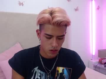 [12-01-22] jhonpierce_ chaturbate show with toys
