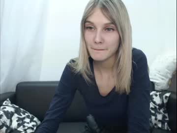 [05-04-22] merypopins69 record public show from Chaturbate