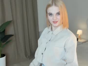 [18-03-24] heyw8me record public show from Chaturbate.com