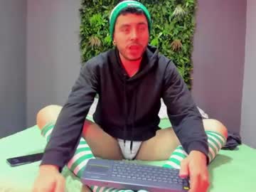 [16-12-23] mateo_fernandez_ record video with toys from Chaturbate