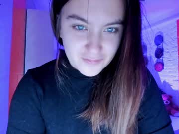 [04-11-22] annapeachs record public webcam video from Chaturbate