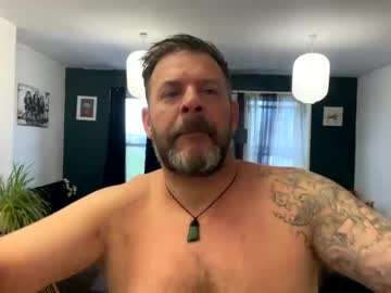 [06-05-24] blueylouie8383 public show from Chaturbate