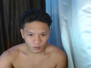 [19-11-23] asian_calid22xx record video with toys