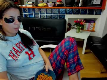 [09-02-24] selena_cute88 record video with toys from Chaturbate.com