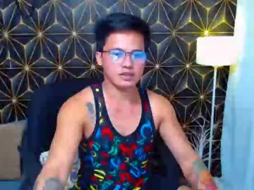 [08-12-23] urhot_fucker13 record cam show from Chaturbate.com