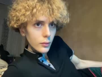 [22-06-22] troybree record public show from Chaturbate