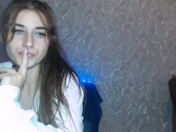 [18-10-23] dora_blue_eyed private