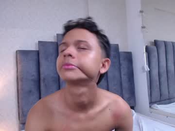 [31-03-23] alexxandrobigcock record public show video from Chaturbate