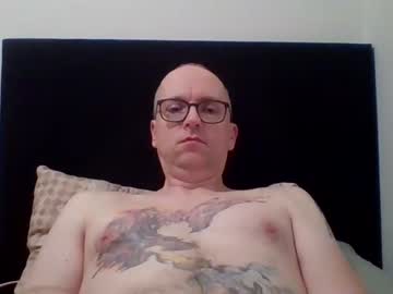 [01-01-23] boldbald76 public webcam from Chaturbate