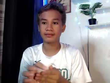 [02-05-24] pinoy_asian2004 record blowjob show from Chaturbate