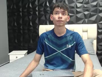 [08-09-23] chris_uribe record private show from Chaturbate