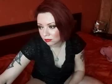 [19-05-22] naughtyhousewifexx public webcam video from Chaturbate