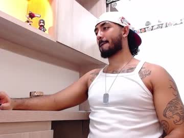 [17-03-24] bigdaddybx record video with dildo from Chaturbate
