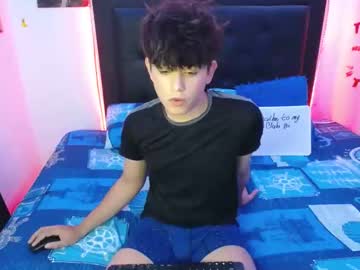 [06-11-23] andyboy_19 premium show from Chaturbate
