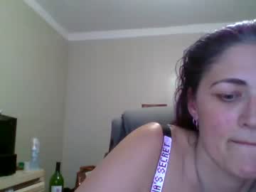 [18-02-22] cubanhottie1226 video with dildo from Chaturbate.com