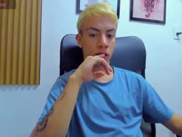 [28-03-24] aaron_1806 record show with toys from Chaturbate.com