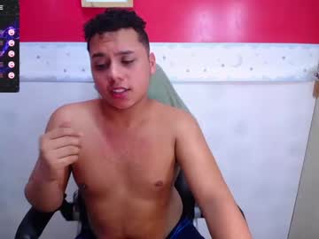 [26-09-23] mati_gonzales record public show from Chaturbate.com