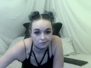 [13-02-23] queenbri0823 webcam