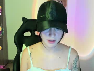 [13-10-23] anniemora_ private from Chaturbate