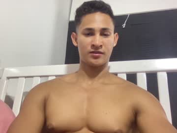 [27-05-24] benjamincooperk1 show with toys from Chaturbate