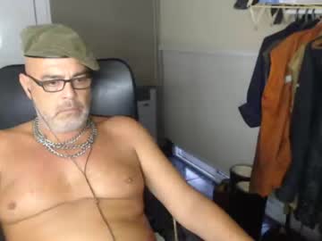 [04-04-24] machobuscador chaturbate video with toys