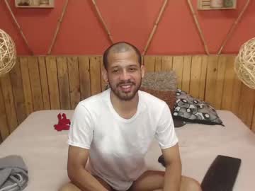 [25-08-22] guillesmith2021 record private webcam from Chaturbate