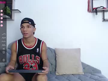 [24-07-23] jhon_and_camilo_ show with cum from Chaturbate.com