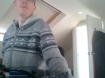 [24-02-23] ms_ll_r_sexy public show video from Chaturbate