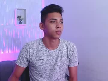 [06-08-22] josh_hernandez private from Chaturbate