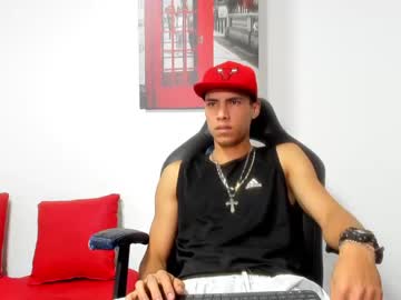 [08-02-22] dominik_hilton chaturbate premium show video