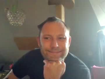 [27-12-23] benizio_ public webcam video from Chaturbate.com