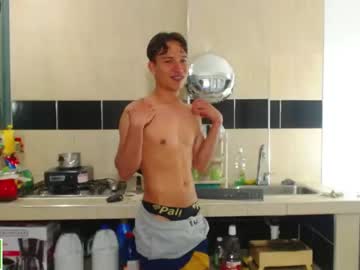 [05-05-22] mikekye record private show from Chaturbate