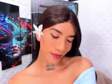[16-12-23] melissa_fem_ record video with toys