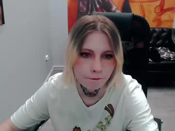 [22-03-22] xella_72 public show video