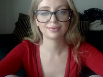 [02-02-24] lilymae98 public show from Chaturbate