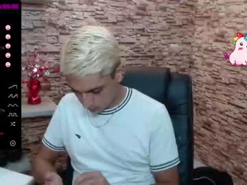 [29-01-22] aaron_rush public show from Chaturbate